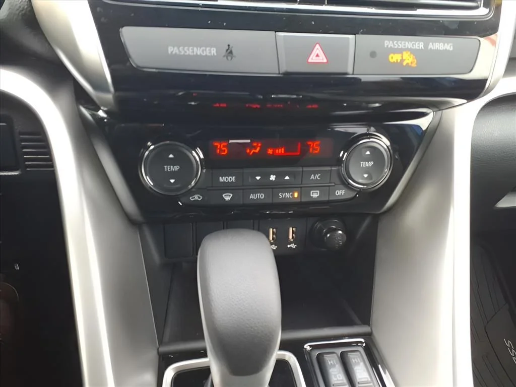 2026 Mitsubishi Eclipse Cross SE - Photo 14
