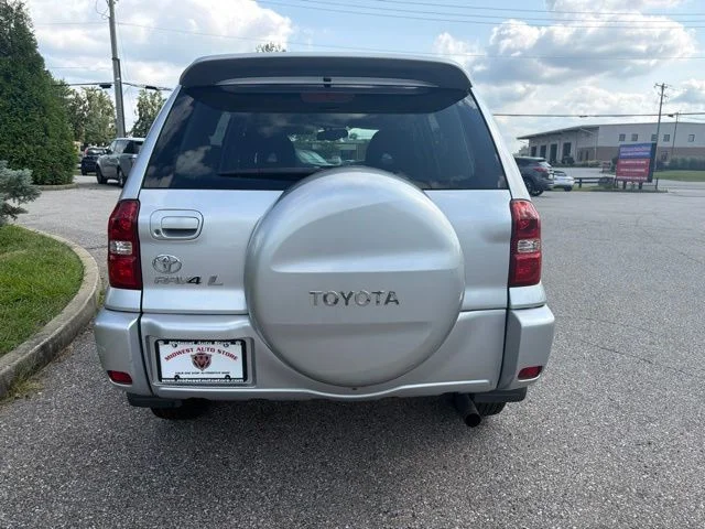 Used 2004 Gray Toyota Base image 5