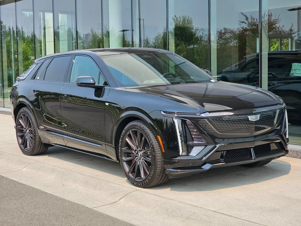New 2026 Stellar Black Metallic Cadillac V-Series Premium image 7