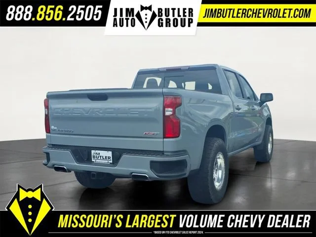 Used 2025 Slate Gray Metallic Chevrolet RST image 23
