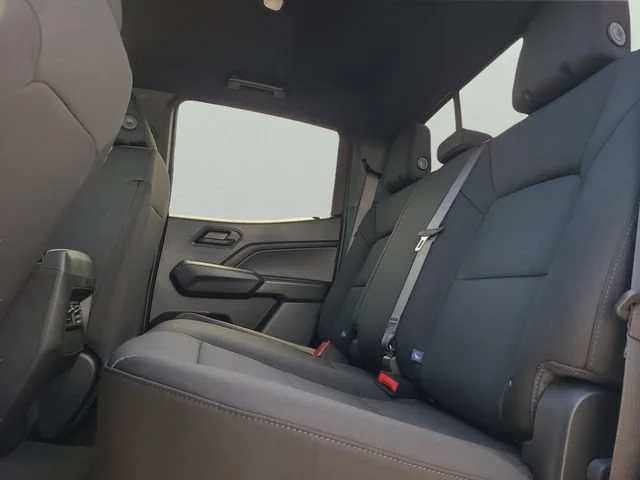 New 2026 Summit White Chevrolet WT image 13
