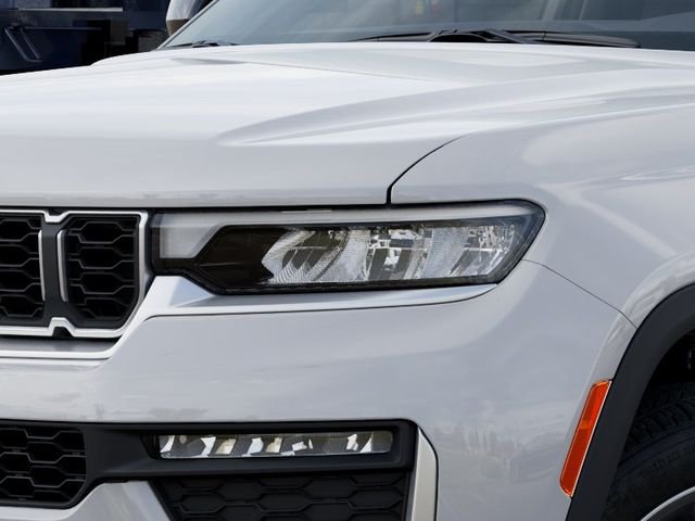 New 2026 Bright White Clear-Coat Exterior Paint Jeep Limited image 10
