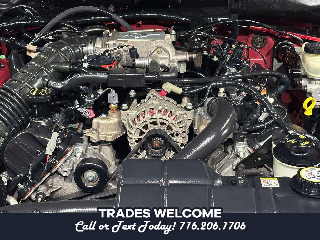 Used 2004  Ford GT image 25