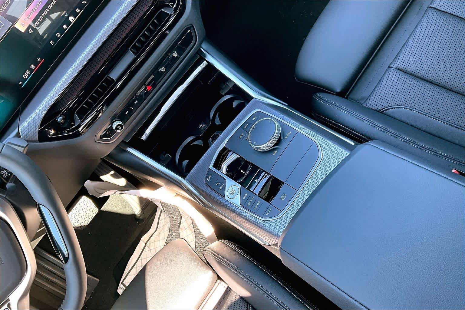 2026 BMW 3 Series 330i - Photo 11