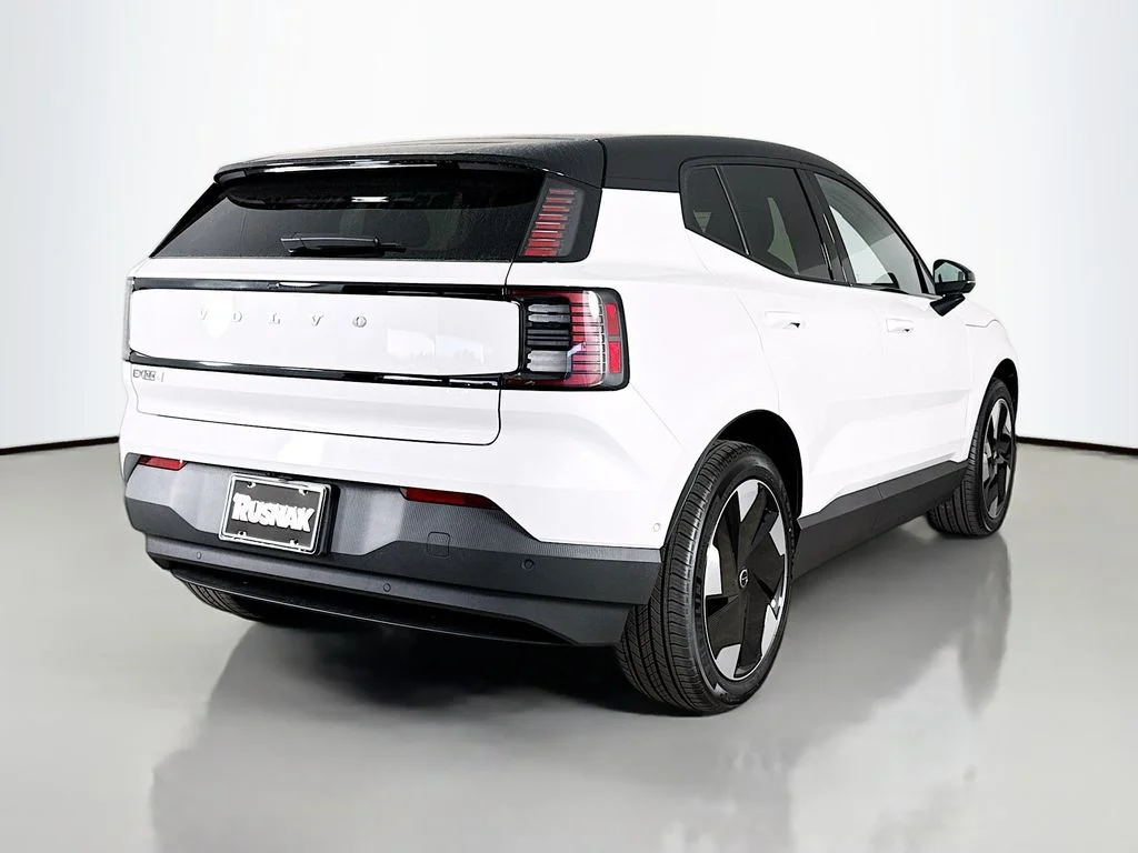 New 2026 White Volvo Twin Motor Performance Ultra image 7