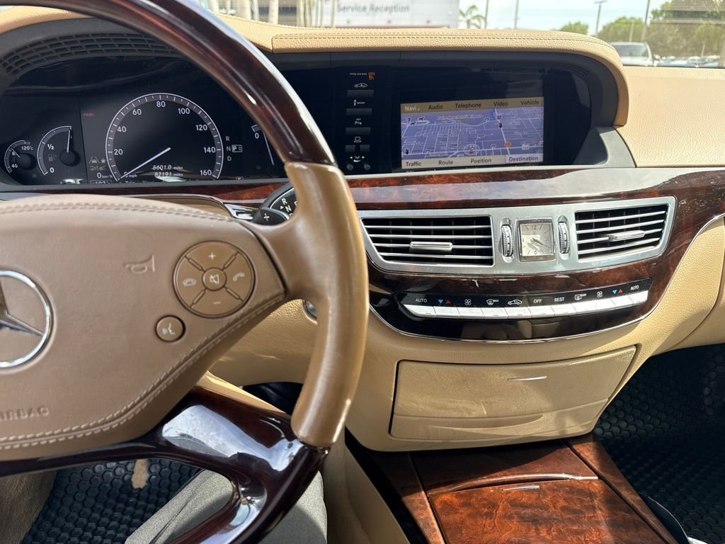Used 2013 Blue Mercedes-Benz S 550 image 4