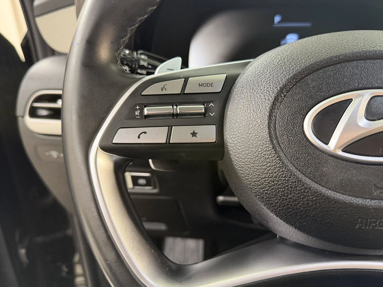 Used 2024 Black Hyundai XRT image 28