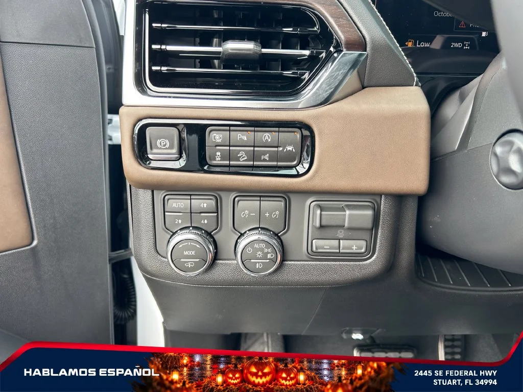 New 2027 Glacier White Tricoat GMC Denali Ultimate image 25