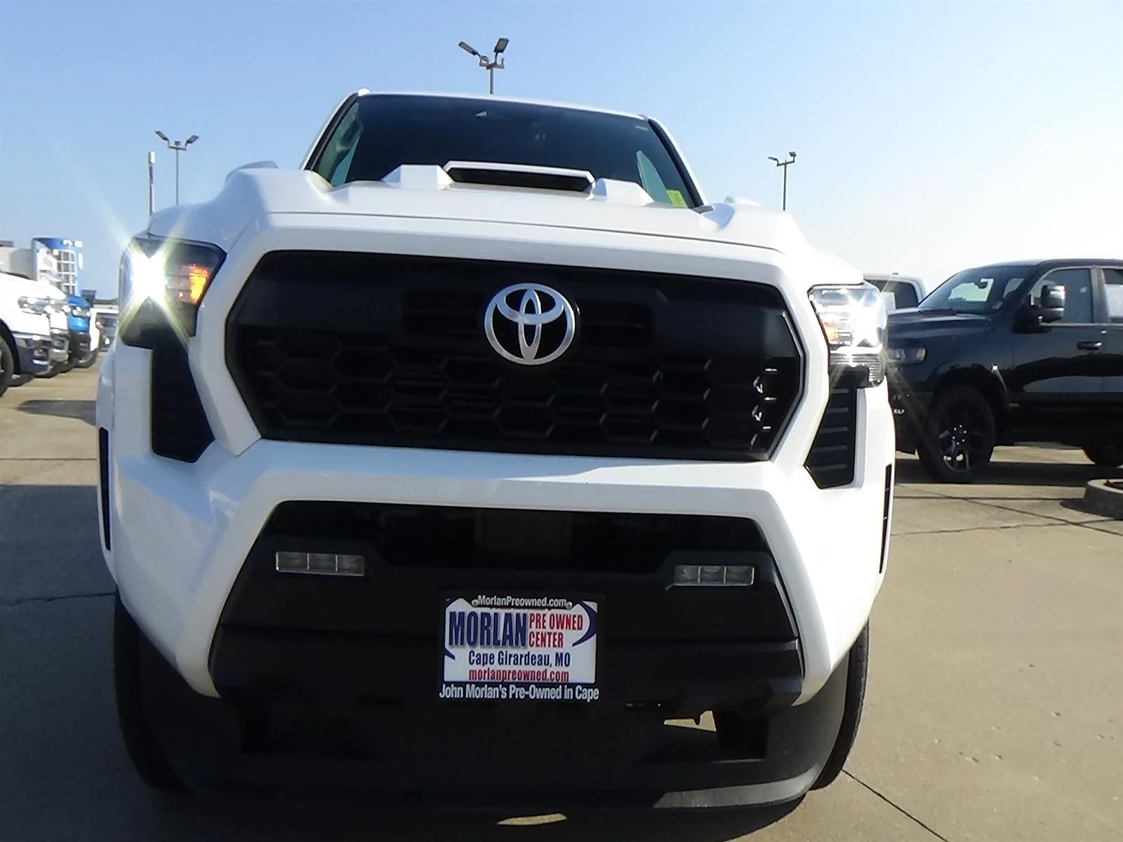 Used 2025 Ice Cap (040) Toyota TRD Sport image 3