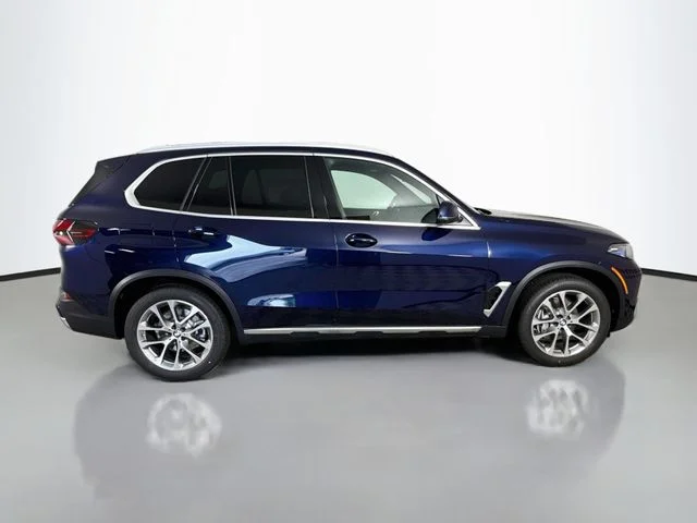 Used 2026 Blue BMW xDrive40i image 8