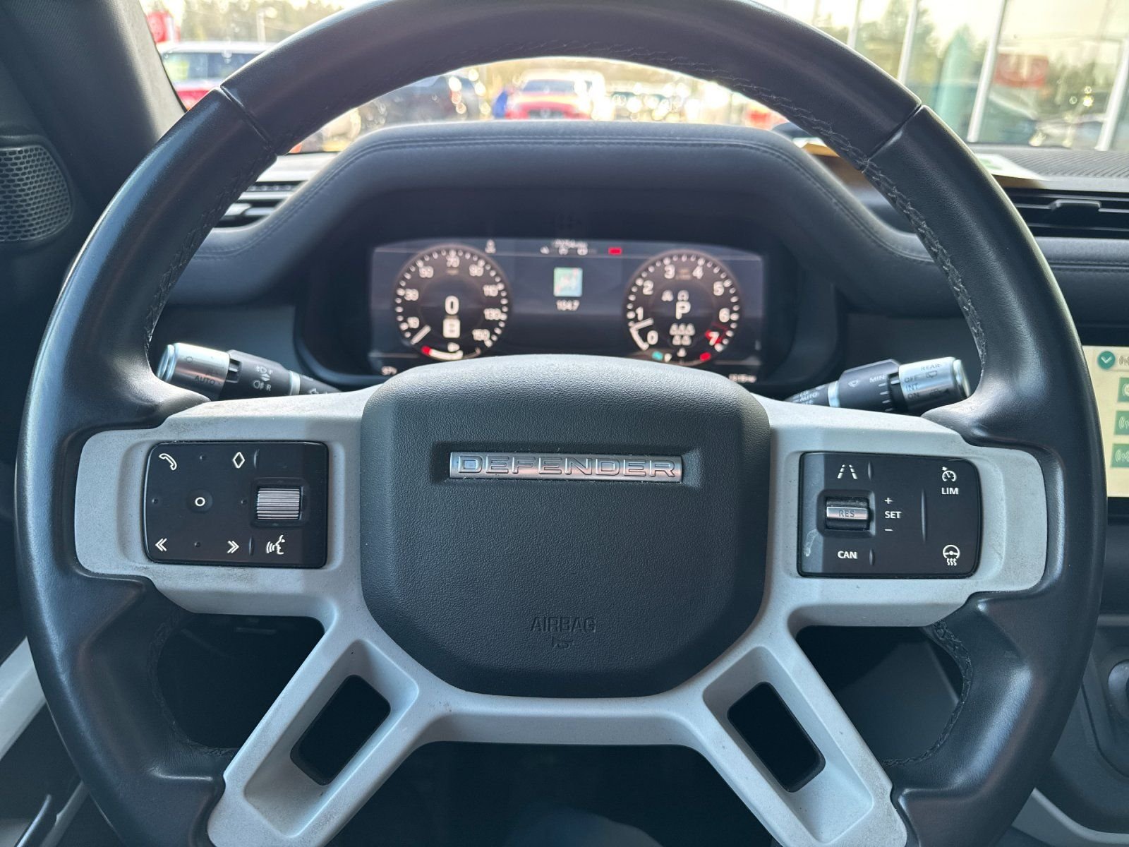 Used 2020 Silver Land Rover First Edition image 23
