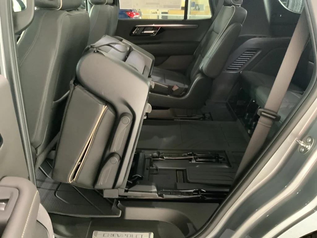 2026 Chevrolet Tahoe Premier - Photo 8