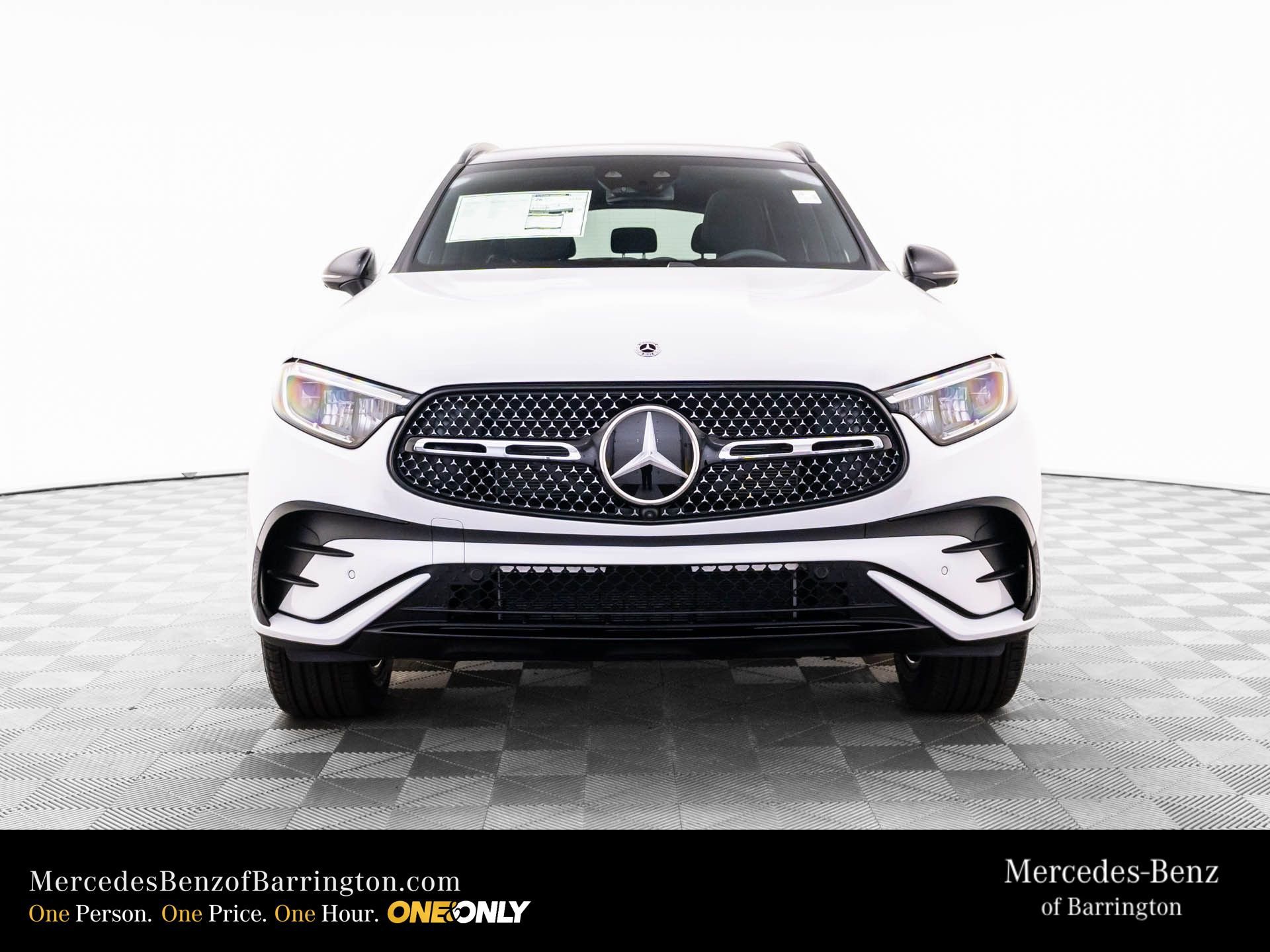 New 2026 MANUFAKTUR Moonlight White Metallic Mercedes-Benz GLC 300 image 55