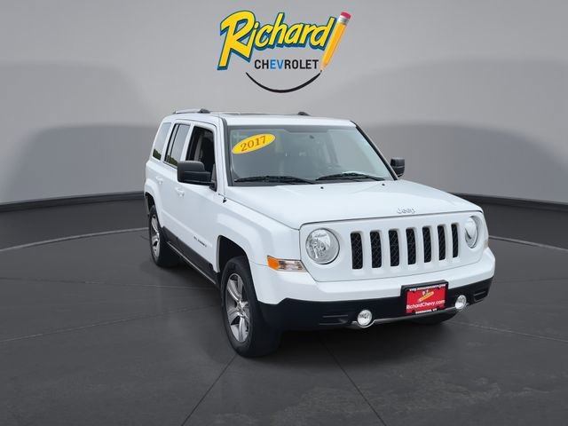 Used 2017 White Jeep High Altitude 4x4 image 3