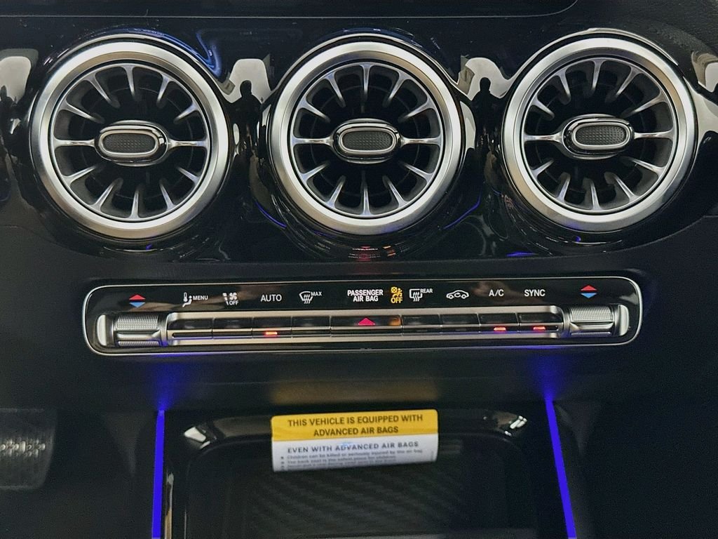 New 2026 Polar White Mercedes-Benz GLA 250 image 15