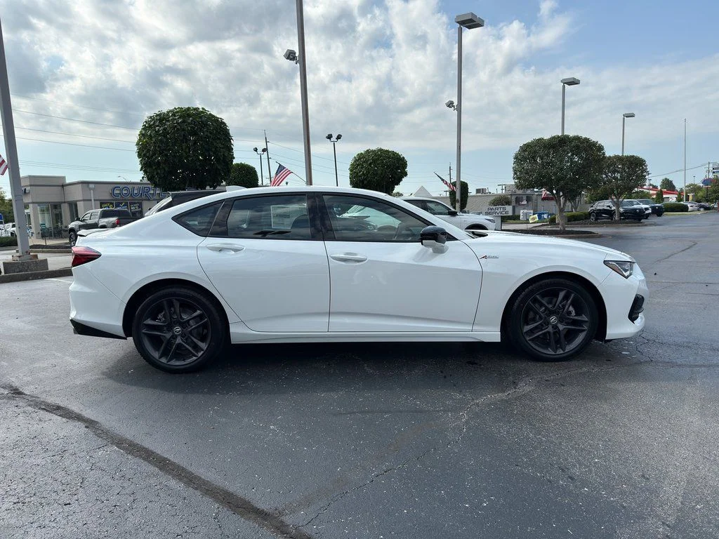 2025 Acura TLX A-Spec Package - Photo 7