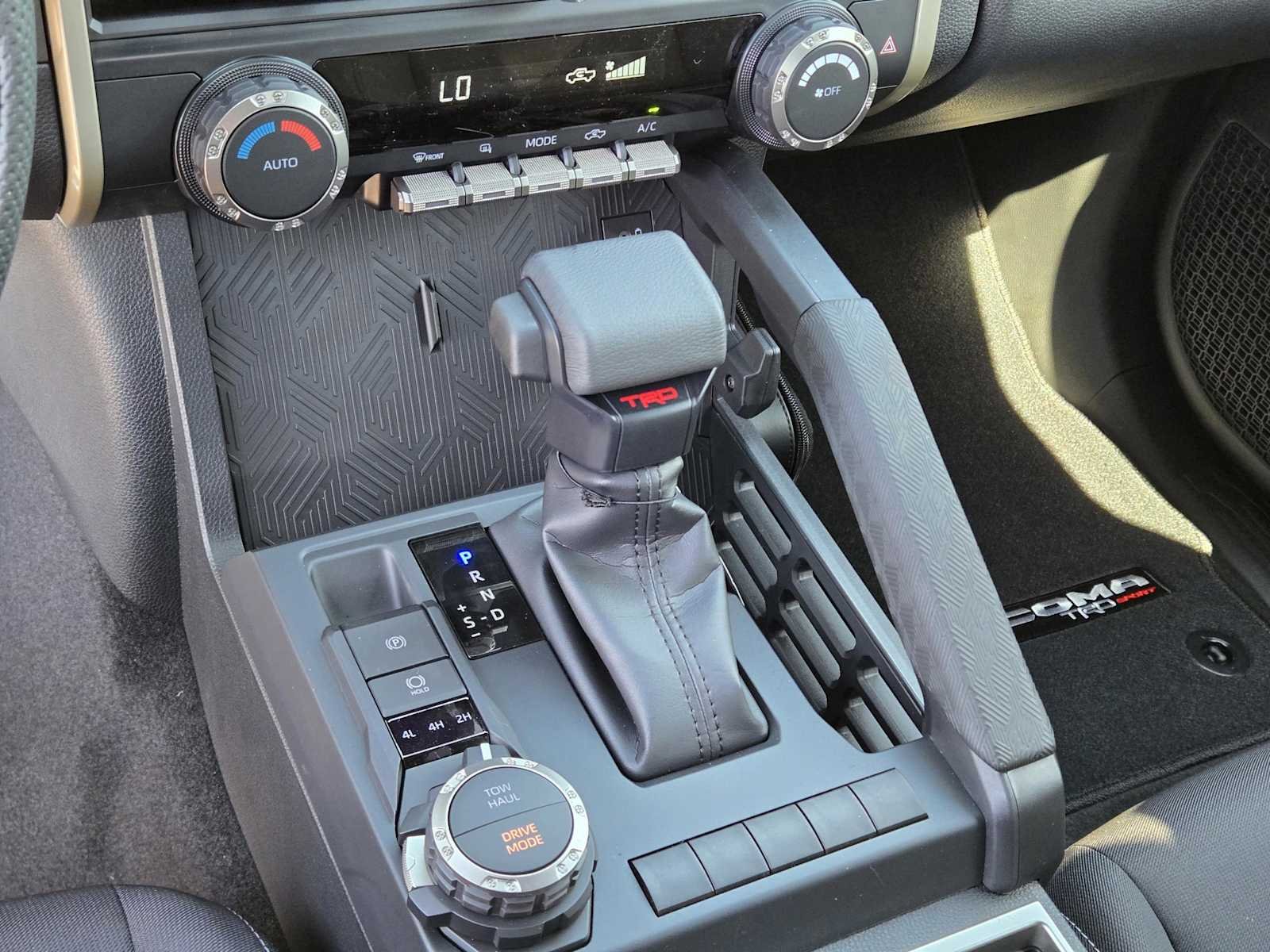 2025 Toyota Tacoma TRD Sport - Photo 28