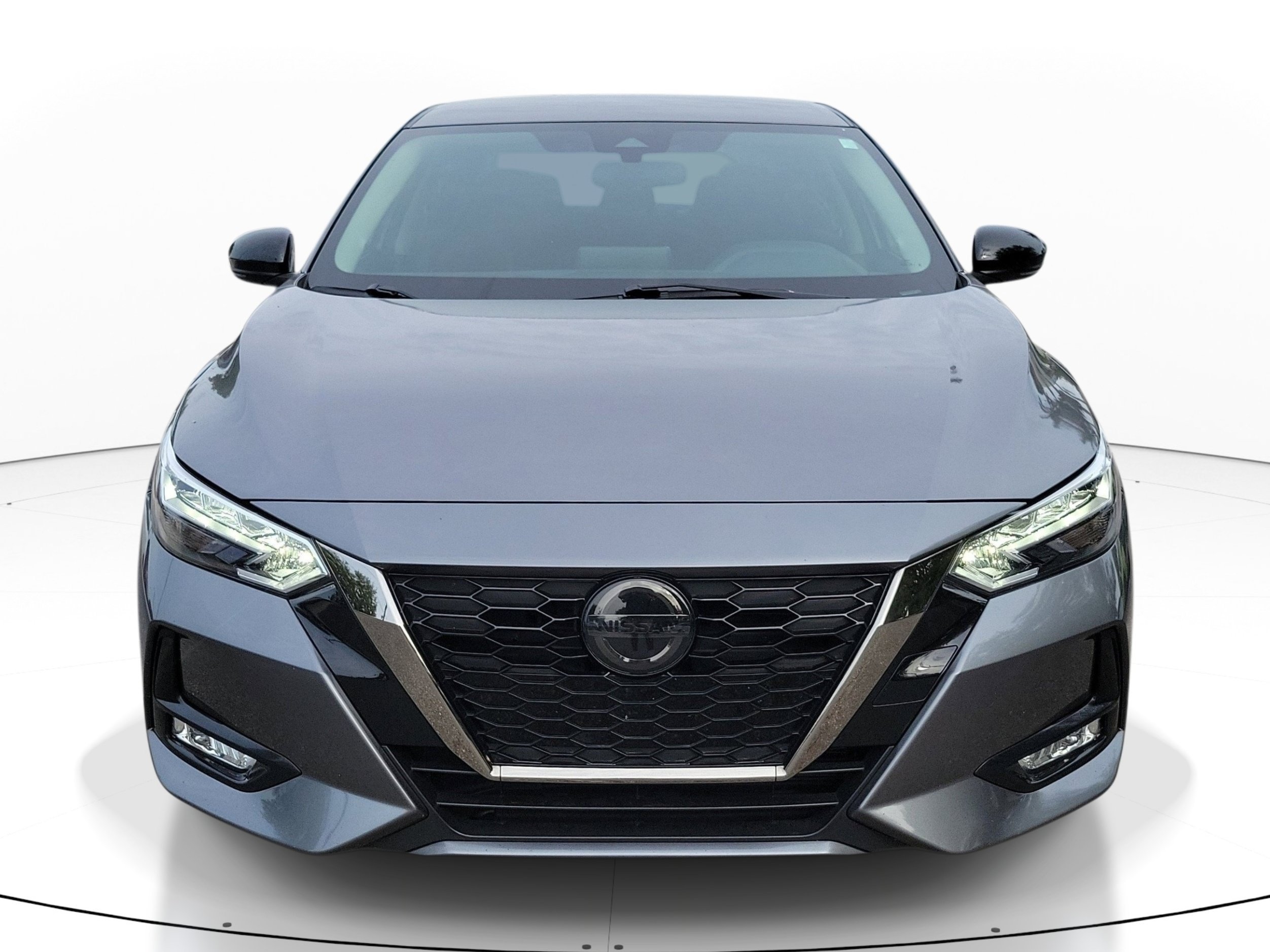 Used 2023 Gun Metallic Nissan SR image 2