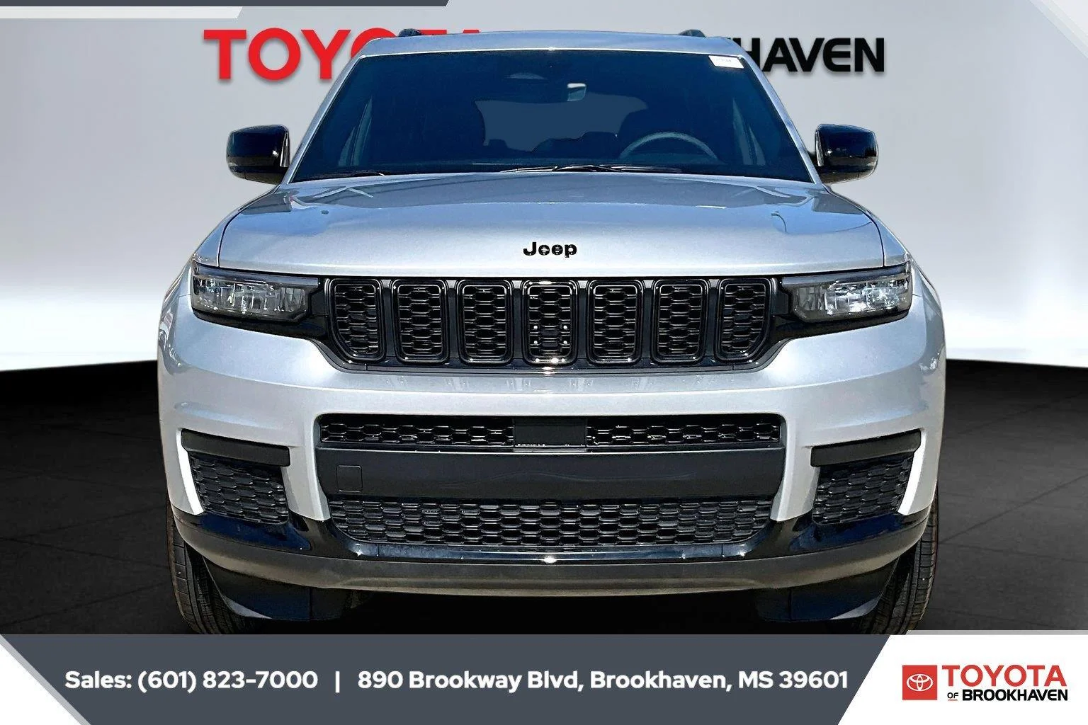 Used 2025 Silver Zynith Jeep Altitude X image 3