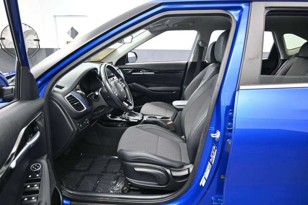 Used 2023 Neptune Blue Kia S image 10