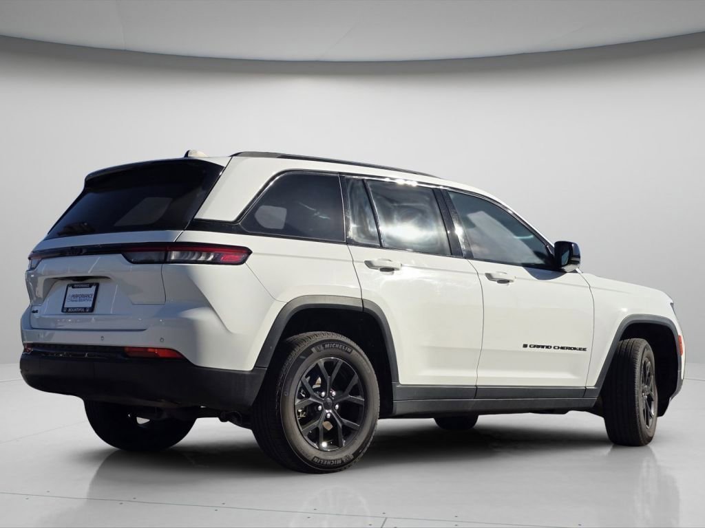 2024 Jeep Grand Cherokee Altitude - Photo 9