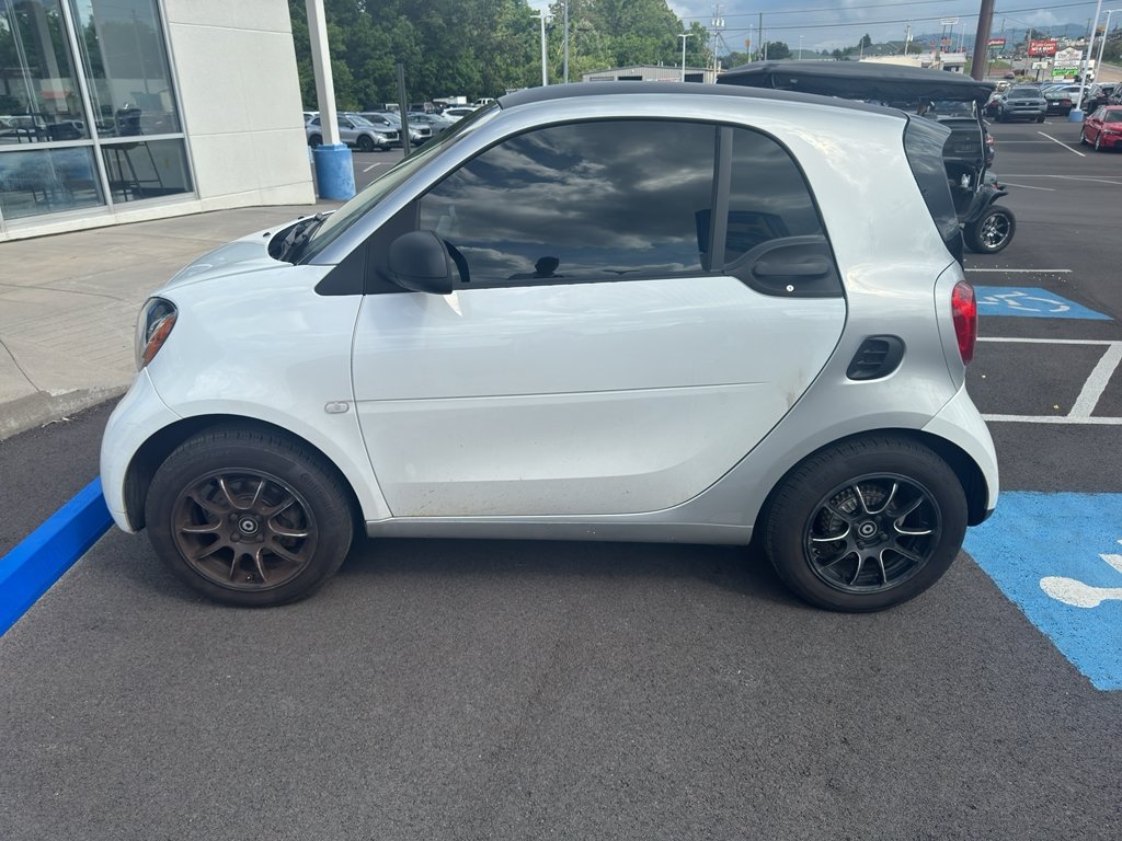 2016 smart fortwo passion's photo