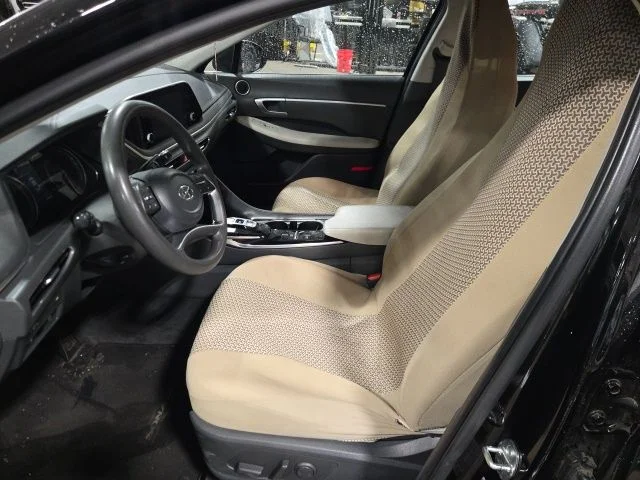 Used 2021 Black Hyundai SEL image 14