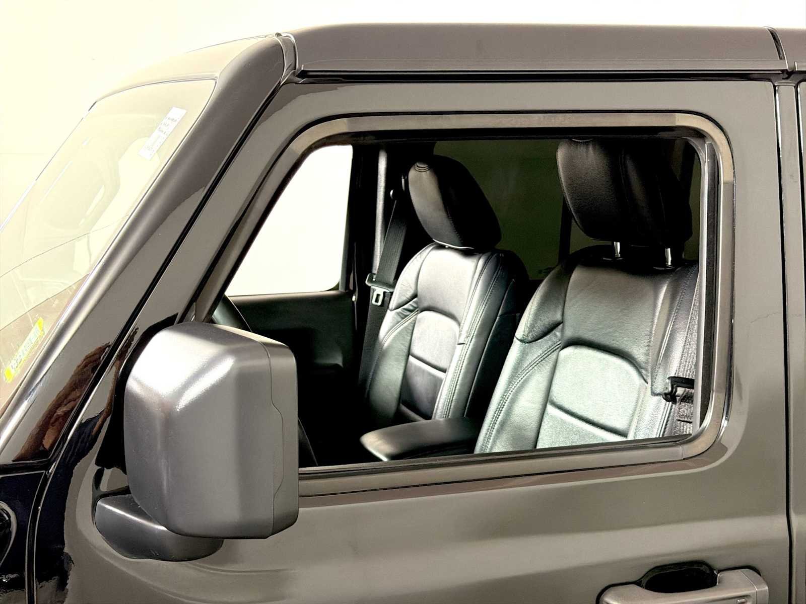 Used 2023 Black Clearcoat Jeep Rubicon image 28
