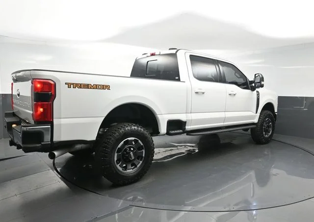 Used 2024 White Ford Lariat image 7