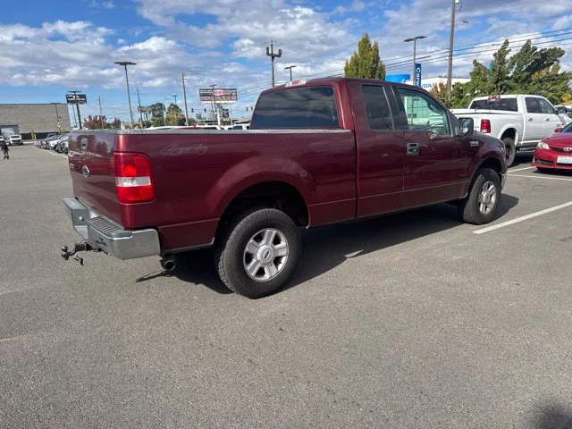 Used 2004 Dark Toreador Red Clearcoat Metallic Ford XLT image 6