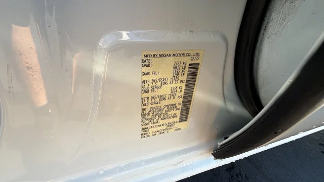 Used 2022 Glacier White Nissan SV image 33