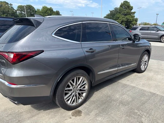 Used 2023 Silver Acura Advance image 4