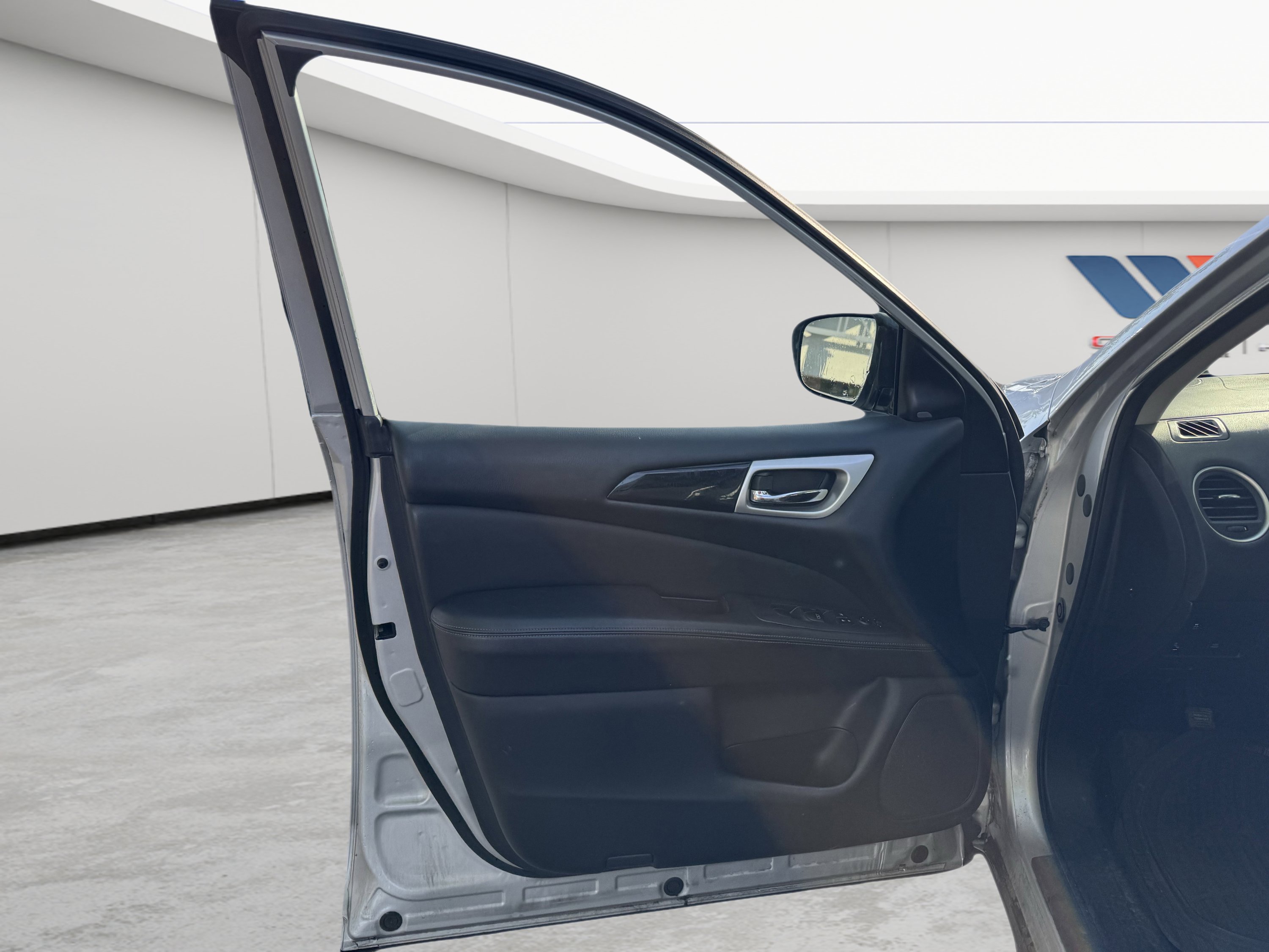 Used 2019 Brilliant Silver Metallic Nissan SV image 9