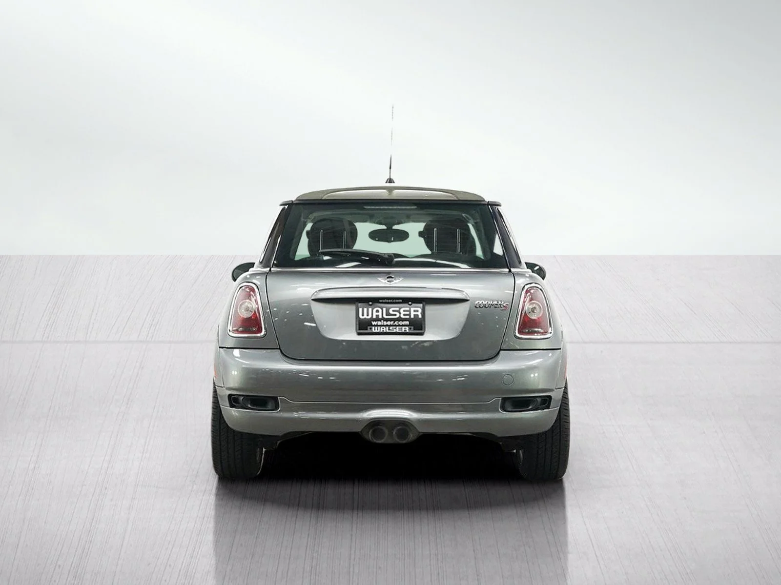 Used 2010 Dark Silver Metallic MINI Base image 5