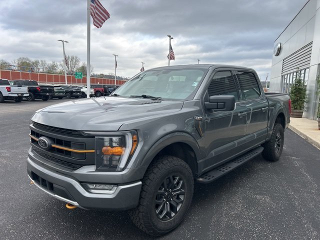Used 2023 Gray Ford Tremor image 3