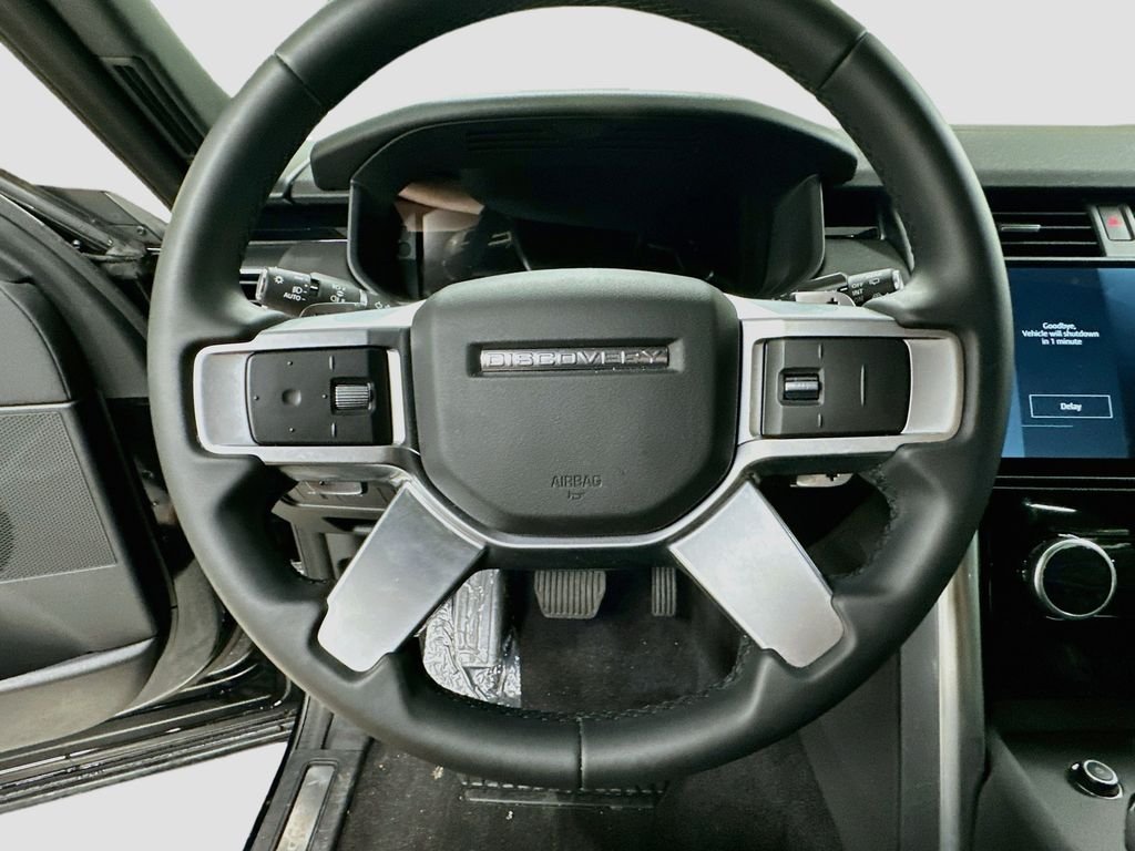 Used 2025 Santorini Black Metallic Land Rover S image 12