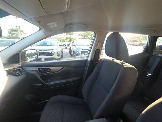 Used 2020 Brilliant Silver Metallic Nissan S image 23
