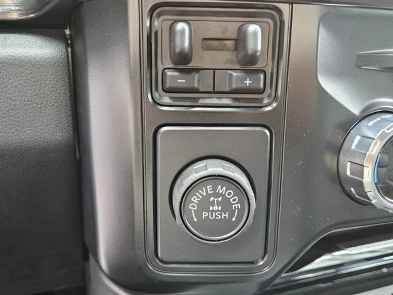 New 2026 Carbonized Gray Metallic Ford F-250® Lariat® image 24