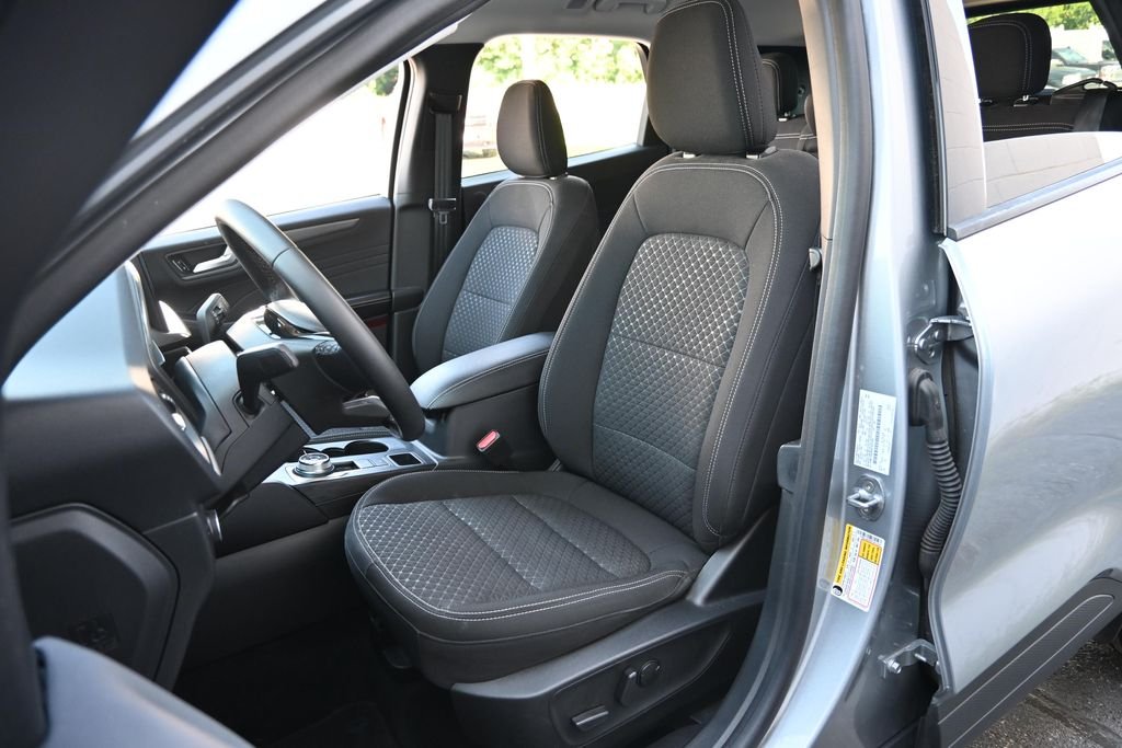 Certified Used 2023 Silver Metallic Ford Active image 22
