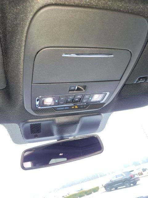 2025 Ford F-150 Platinum - Photo 47