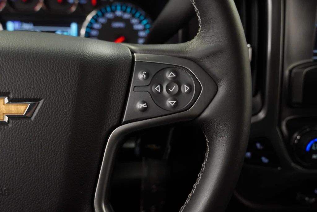 Used 2016 Black Chevrolet LTZ 2LZ image 30