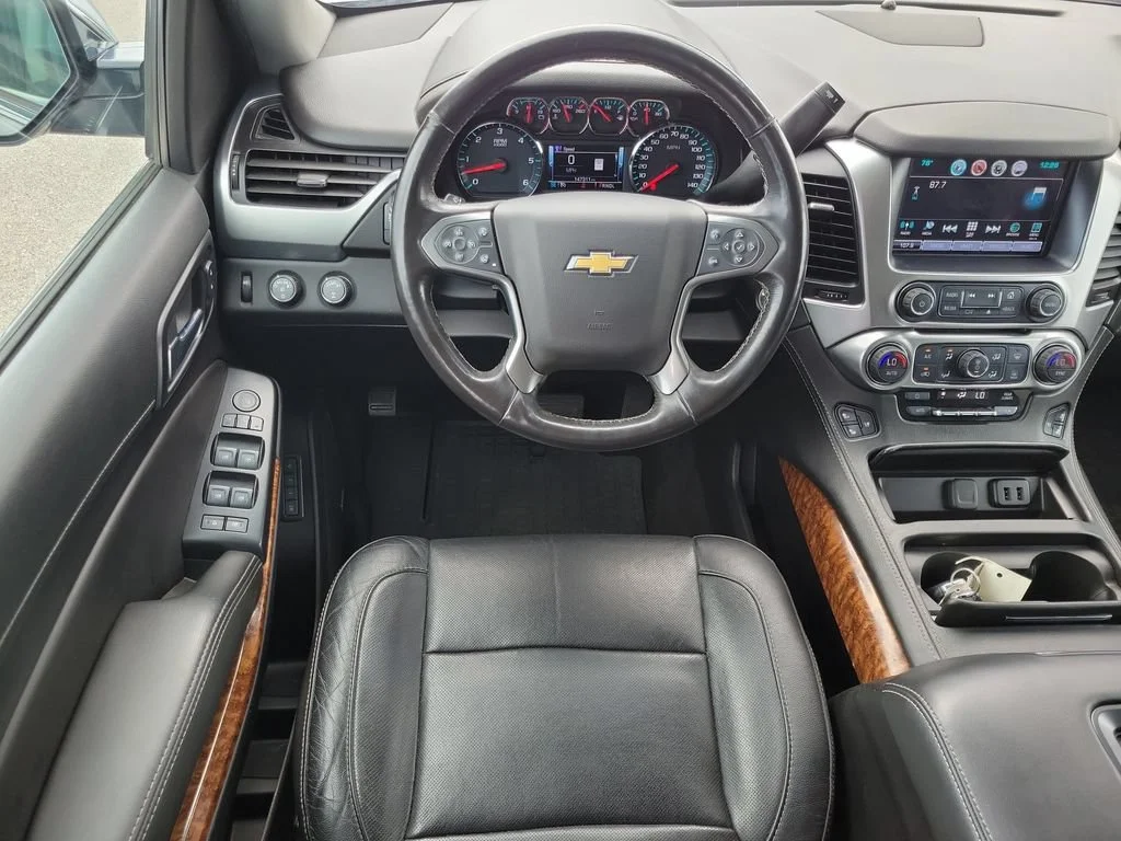 Used 2018 SILVER ICE METALLIC Chevrolet Premier image 15