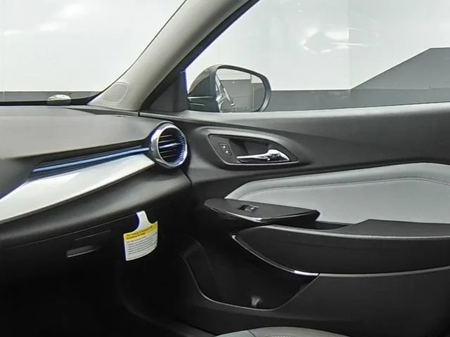 New 2026 Mosaic Black Metallic Chevrolet LT image 40