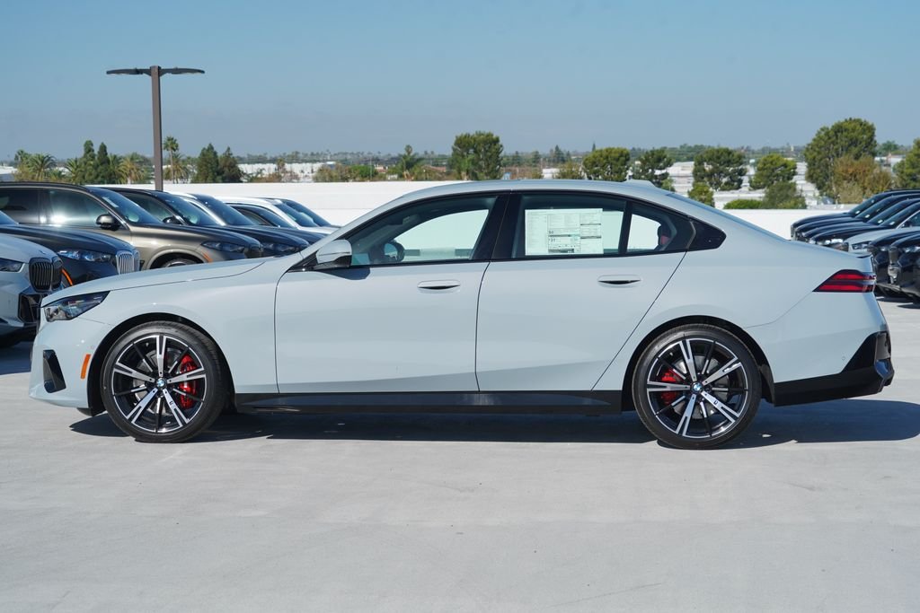 New 2027 Brooklyn Grey Metallic BMW 530i image 5