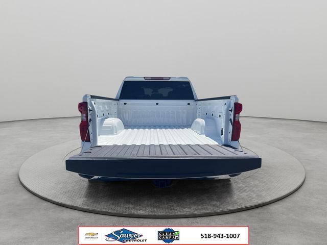 Used 2023 SUMMIT WHITE Chevrolet LT image 18