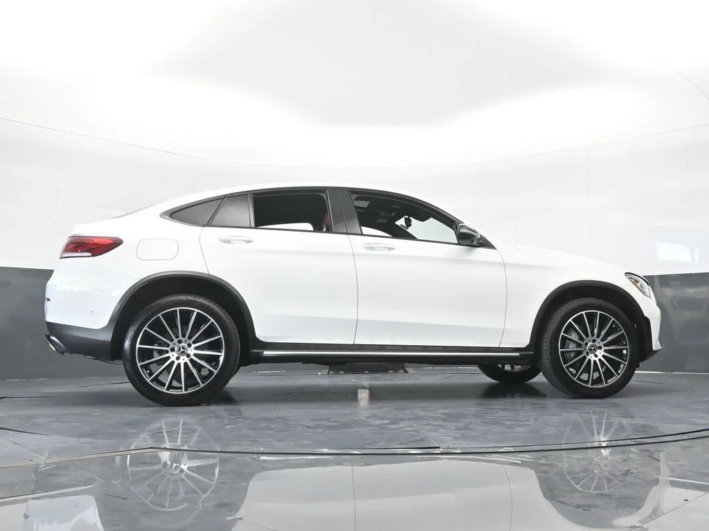 Used 2022 Diamond White Mercedes-Benz GLC 300 Coupe image 74