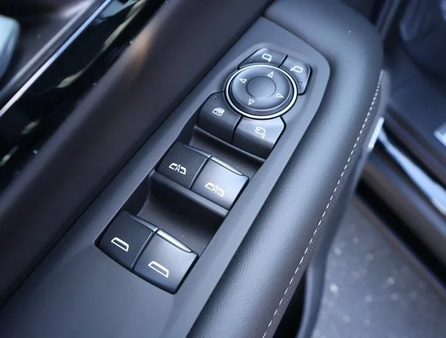 2026 Chevrolet Tahoe Premier - Photo 8
