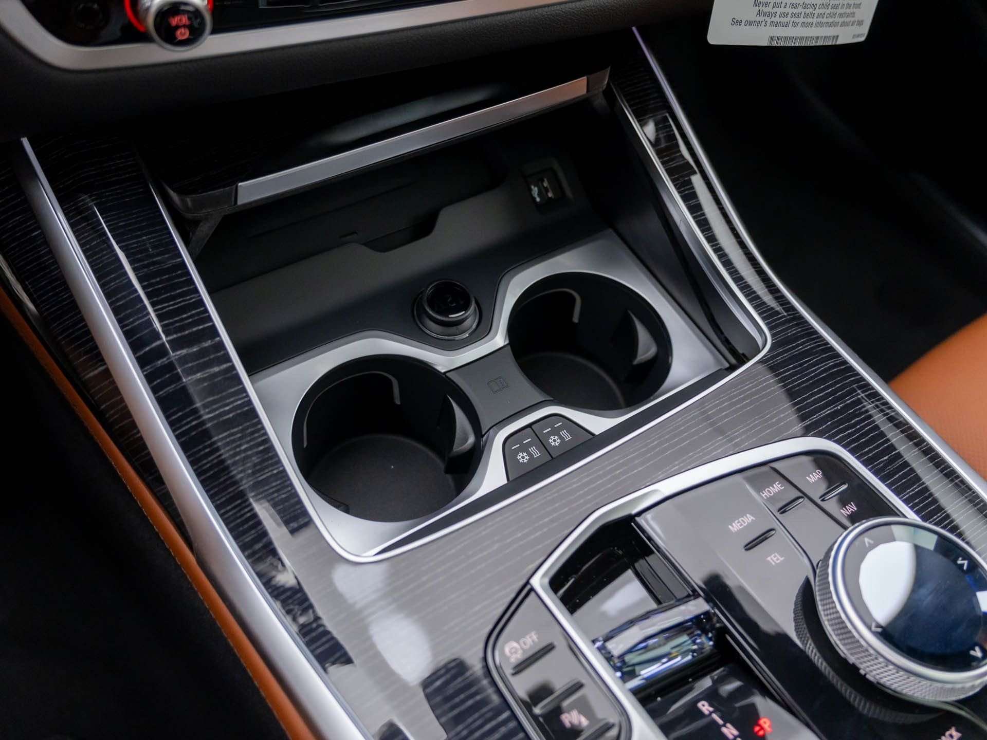 New 2027 Black Sapphire Metallic BMW M60i image 23