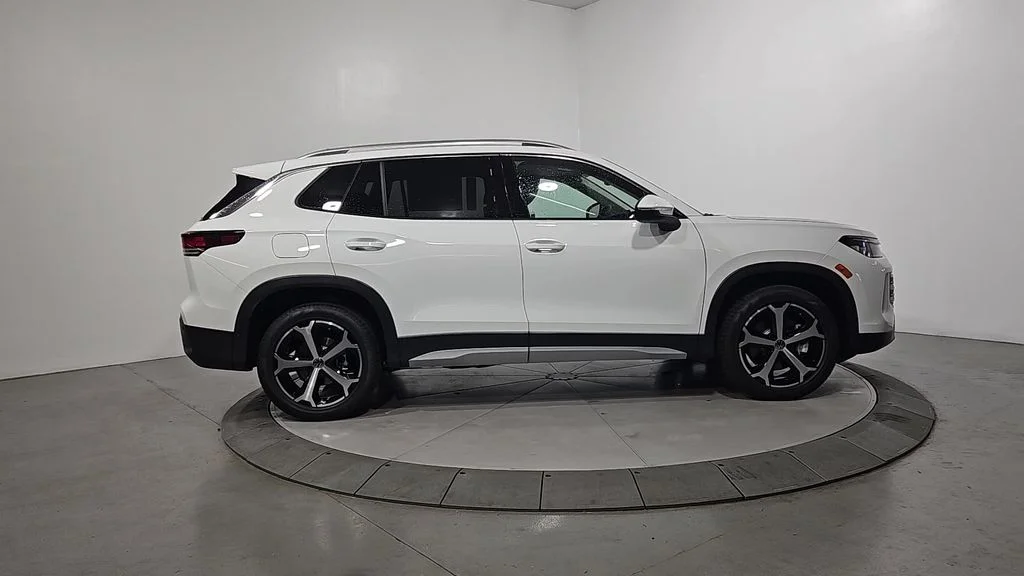 New 2026 White Volkswagen 2.0T SE image 6