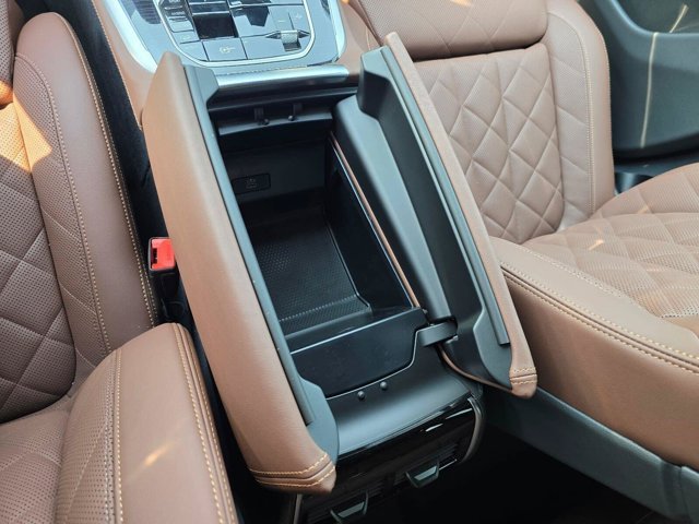 New 2026 Tanzanite Blue II Metallic BMW xDrive50e image 25